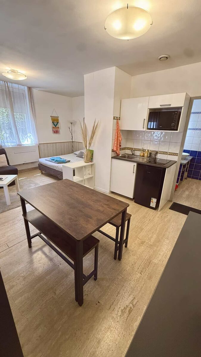 Kitchenette équipée